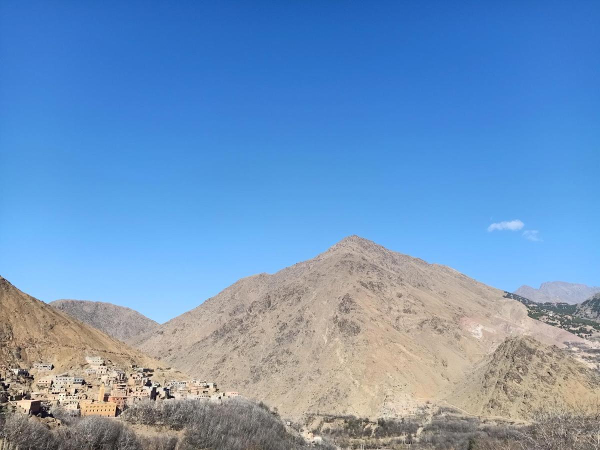 Toubkal Resting Lodge 伊姆利尔 外观 照片
